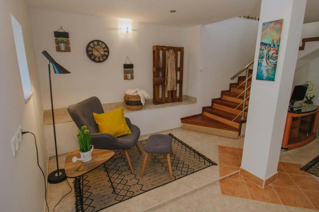 Villa Lanterna Prapatnica Exteriér fotografie