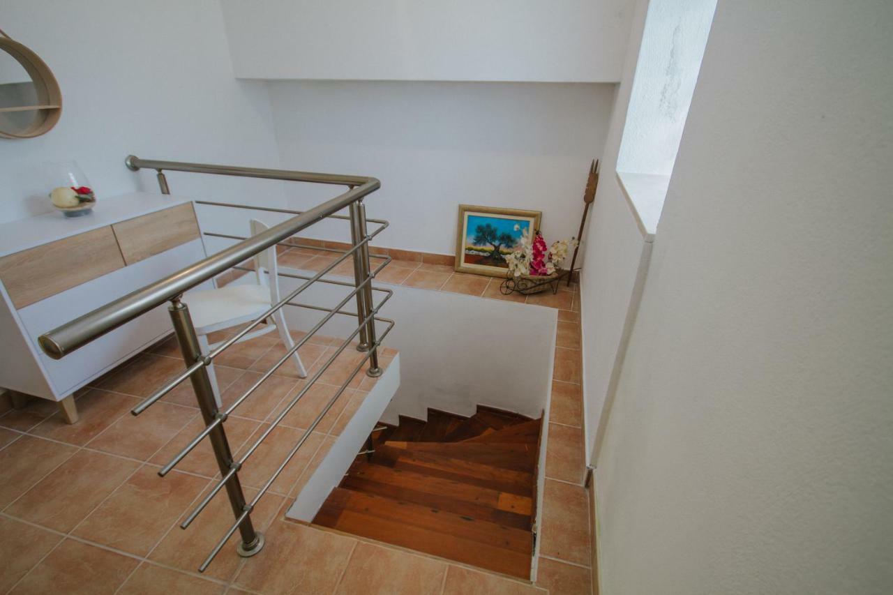 Villa Lanterna Prapatnica Exteriér fotografie